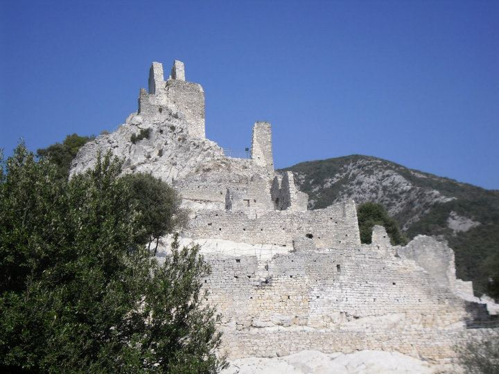 Rocca San Silvestro - dettaglio